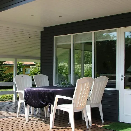 Three-bedroom Holiday In 1 Holiday home Humble