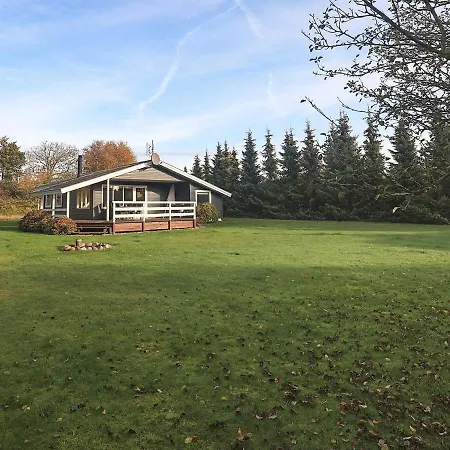 Three-bedroom Holiday In 1 * Humble